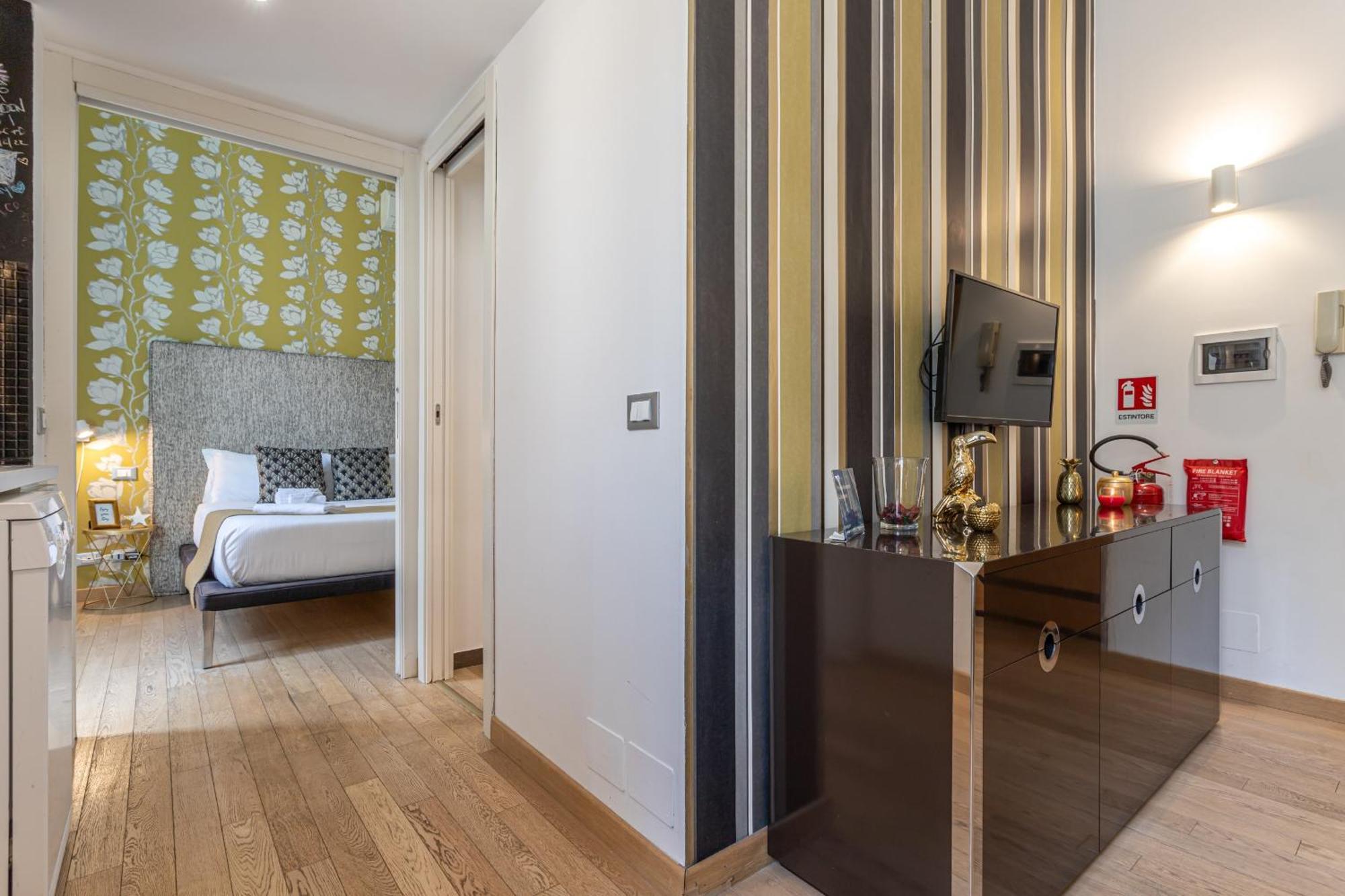 Private Apartment Colosseum Roma Exterior foto
